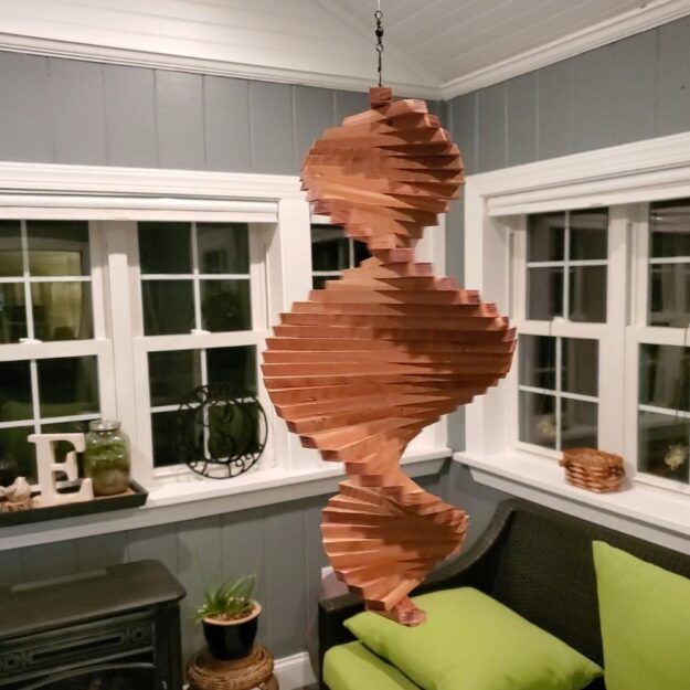 2.01 Cedar Wind Spinner: Outdoor Garden Decor
