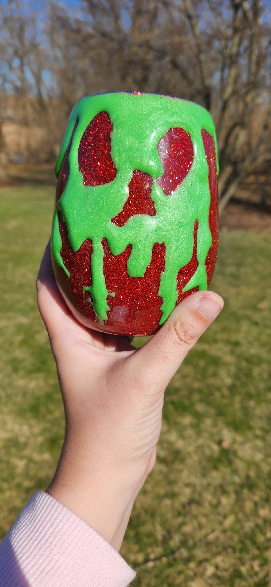 Poison Apple Peekaboo Wine Glass