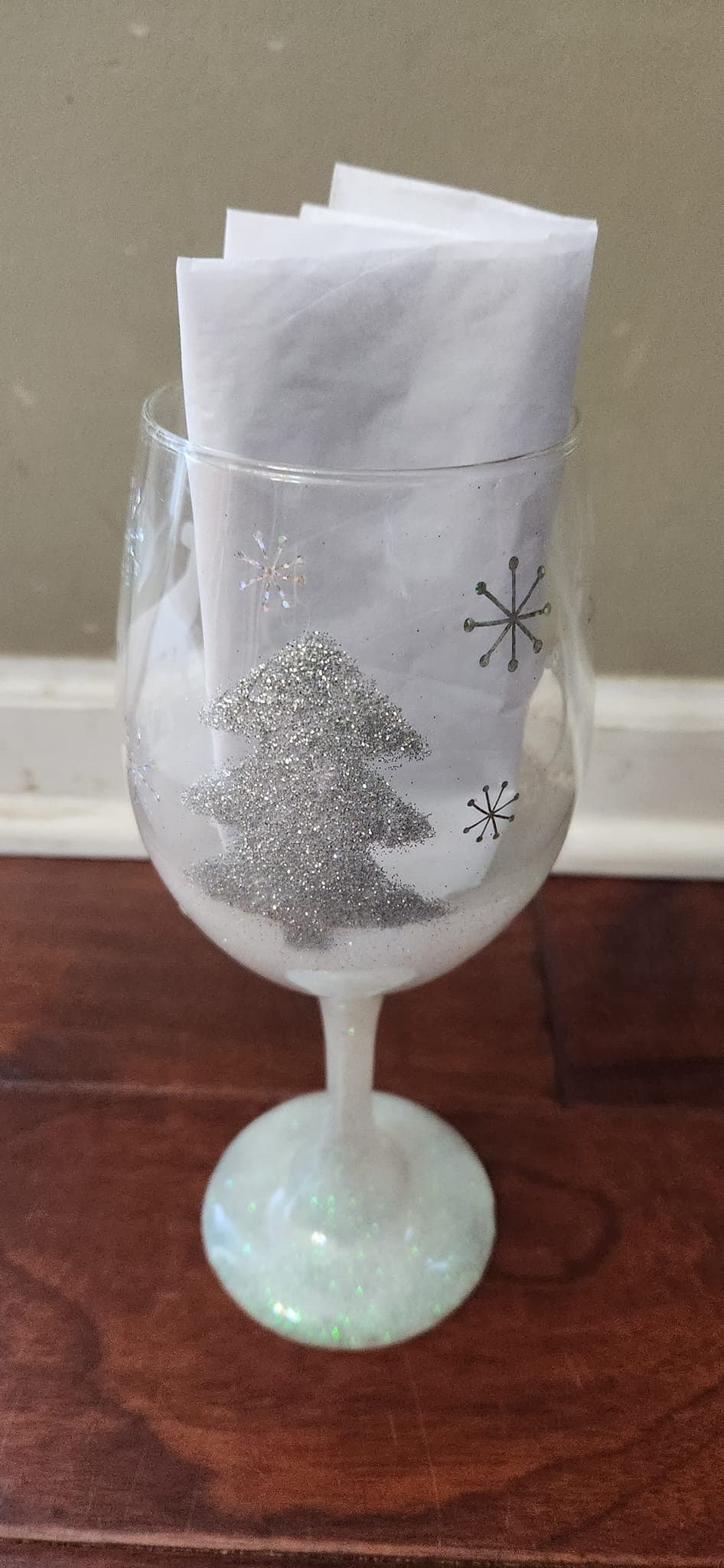 Christmas tree wine glass