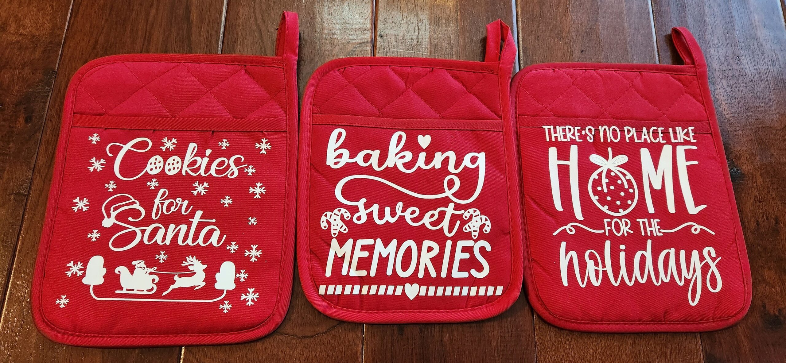 Christmas Potholder: Holiday Baking Decor