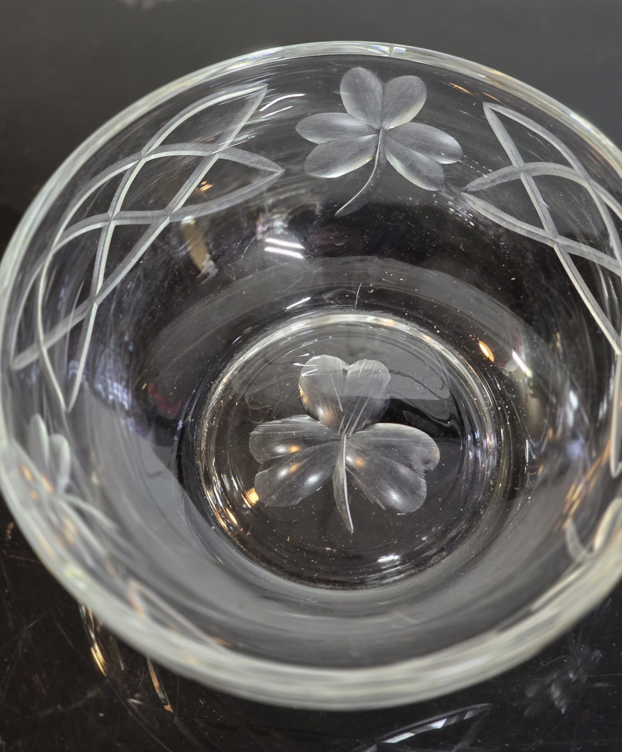 Hand cut glass Shamrock bowl - Image 2
