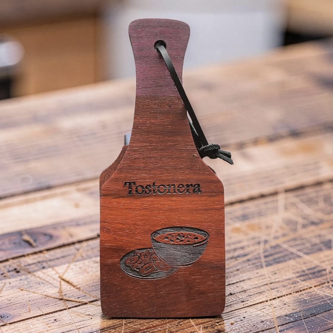 Handcrafted Plantain Press | Tostonera