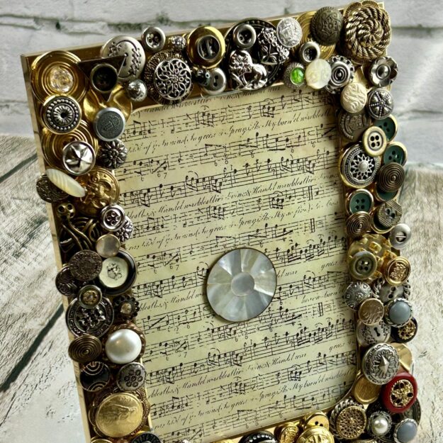 Up Cycled Button Frame