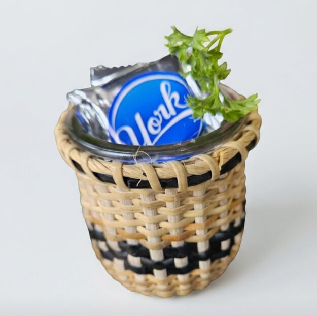 OUI Jar Basket
